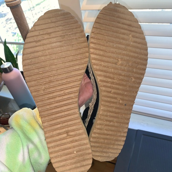 Retro Black and Tan Lac Up Platform Sandals. SUPER Cute, Size 8.5. - Picture 8 of 8